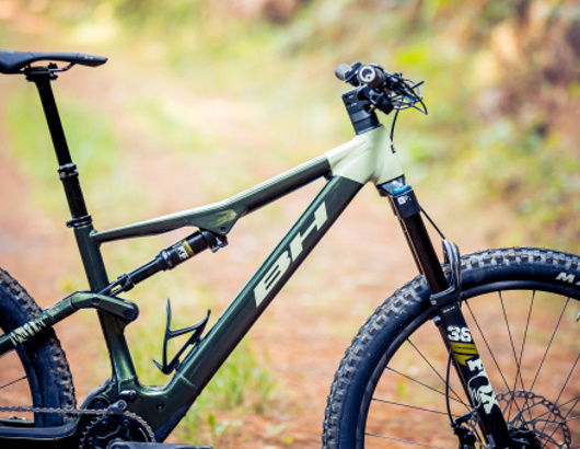 autre photo de IMG/bhbikes/bhbikes_Ilynx_trail_8_2_EC823_Noir_vtt_electrique.jpg